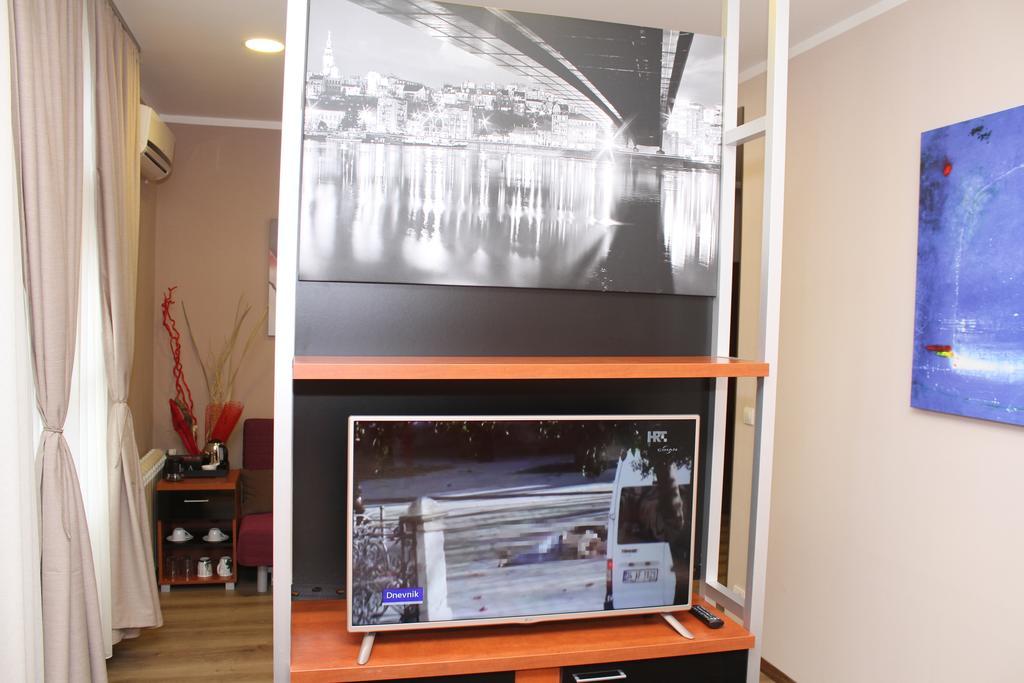 Gala Luxury Suites Belgrade Room photo