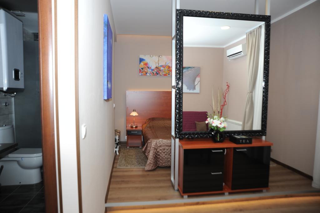 Gala Luxury Suites Belgrade Exterior photo